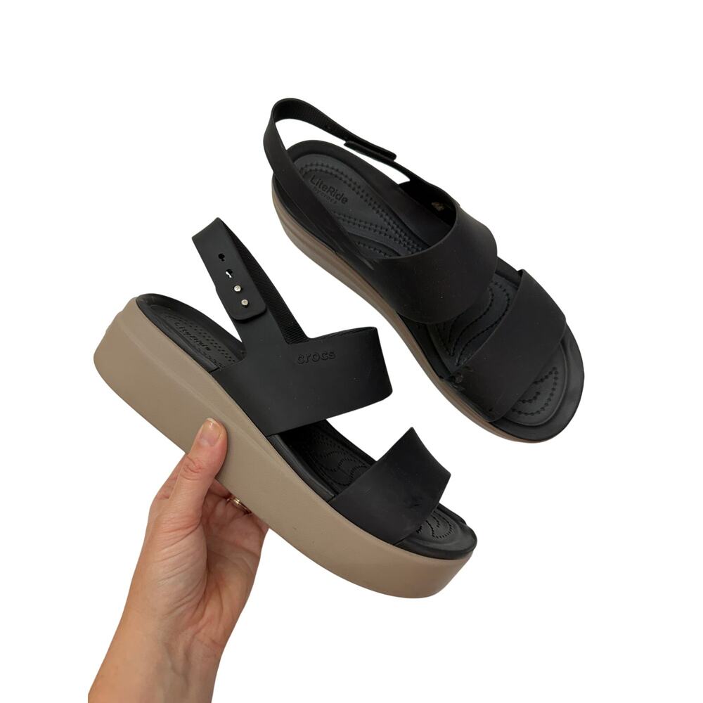 CROCS Black Brooklyn Low Wedge Sandal 11